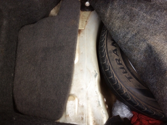 ขายรถ โตโยต้า สามห่วง ปี93 เครื่องหัวฉีด 1.6 เกียร์ธรรมดา ติดแก๊ส LPG เพาเวอร์ ไฟฟ้าทั้งคัน ภายในเบาะเดิมๆแอร์หนาว วิทยุCD. ตัวถังเดิมๆทั้งคันซอกเดิมทั้งคัน ห้องเครื่องเดิมๆ รถทรงดีไม่มีชน แม็ก15" เครื่องแน่น รถขับดีมาก ขายถูกครับ