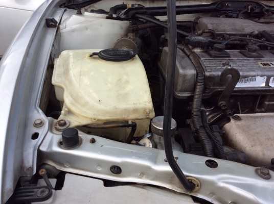 ขายรถ โตโยต้า สามห่วง ปี93 เครื่องหัวฉีด 1.6 เกียร์ธรรมดา ติดแก๊ส LPG เพาเวอร์ ไฟฟ้าทั้งคัน ภายในเบาะเดิมๆแอร์หนาว วิทยุCD. ตัวถังเดิมๆทั้งคันซอกเดิมทั้งคัน ห้องเครื่องเดิมๆ รถทรงดีไม่มีชน แม็ก15" เครื่องแน่น รถขับดีมาก ขายถูกครับ