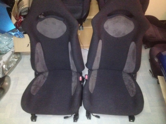 เบาะ SUBARU IMPREZA สภาพดีปีกเเน่นไม่ขาดไม่ยุบของเก่าญี่ปุ่นเเท้