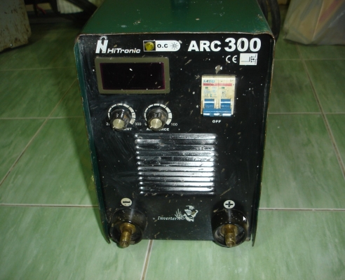 ขายเครื่องเชื่อมไฟฟ้า (เชื่อมธูป) ยี่ห้อ HITRONIC รุ่น ARC300 ตู้เชื่อมสำหรับมืออาชีพ