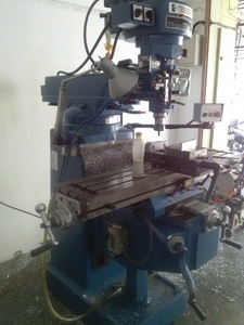 ขายเครื่องมิลลิ่่งไต้หวัน มือสอง