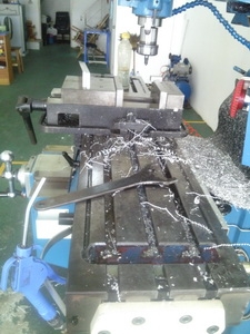 ขายเครื่องมิลลิ่่งไต้หวัน มือสอง