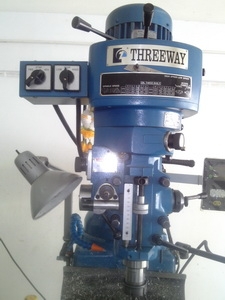 ขายเครื่องมิลลิ่่งไต้หวัน มือสอง