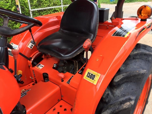 ขายรถไถ Kubota L3608(4WD) พร้อมใบมีดและผานพรวนช้าง รถพร้อมใช้งาน