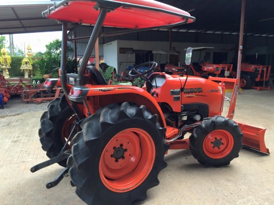 ขายรถไถ Kubota L3608(4WD) พร้อมใบมีดและผานพรวนช้าง รถพร้อมใช้งาน