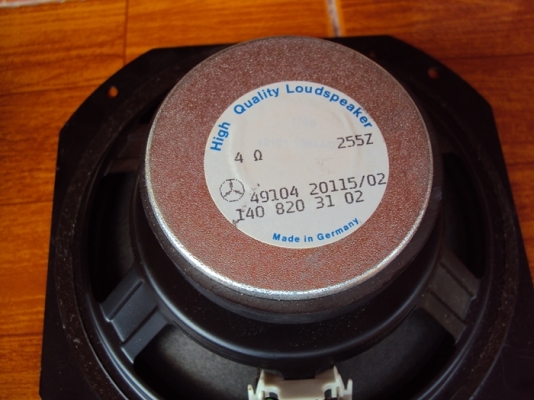 ขายลำโพงติดรถยนต์ครบชุด 6 ดอก ของเบนซ์ เยอรมัน