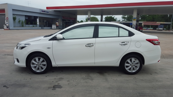 ขายรถเก๋ง โตโยต้า วีออส ปี 2013 เครื่อง 1500 แอร์แบร็ค 2 ใบ มีเอบีเอส กระจกไฟฟ้า พาวเวอร์ รถ 2 ปี วิ่งมาแค่ 33000 กิโลเมตร เองครับ