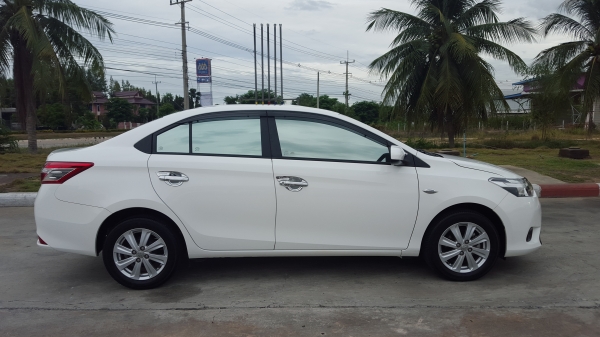 ขายรถเก๋ง โตโยต้า วีออส ปี 2013 เครื่อง 1500 แอร์แบร็ค 2 ใบ มีเอบีเอส กระจกไฟฟ้า พาวเวอร์ รถ 2 ปี วิ่งมาแค่ 33000 กิโลเมตร เองครับ