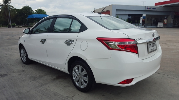 ขายรถเก๋ง โตโยต้า วีออส ปี 2013 เครื่อง 1500 แอร์แบร็ค 2 ใบ มีเอบีเอส กระจกไฟฟ้า พาวเวอร์ รถ 2 ปี วิ่งมาแค่ 33000 กิโลเมตร เองครับ