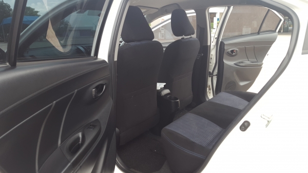 ขายรถเก๋ง โตโยต้า วีออส ปี 2013 เครื่อง 1500 แอร์แบร็ค 2 ใบ มีเอบีเอส กระจกไฟฟ้า พาวเวอร์ รถ 2 ปี วิ่งมาแค่ 33000 กิโลเมตร เองครับ