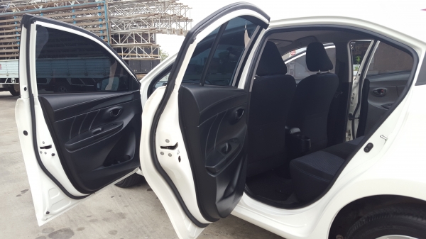 ขายรถเก๋ง โตโยต้า วีออส ปี 2013 เครื่อง 1500 แอร์แบร็ค 2 ใบ มีเอบีเอส กระจกไฟฟ้า พาวเวอร์ รถ 2 ปี วิ่งมาแค่ 33000 กิโลเมตร เองครับ