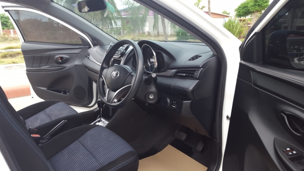 ขายรถเก๋ง โตโยต้า วีออส ปี 2013 เครื่อง 1500 แอร์แบร็ค 2 ใบ มีเอบีเอส กระจกไฟฟ้า พาวเวอร์ รถ 2 ปี วิ่งมาแค่ 33000 กิโลเมตร เองครับ