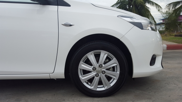 ขายรถเก๋ง โตโยต้า วีออส ปี 2013 เครื่อง 1500 แอร์แบร็ค 2 ใบ มีเอบีเอส กระจกไฟฟ้า พาวเวอร์ รถ 2 ปี วิ่งมาแค่ 33000 กิโลเมตร เองครับ