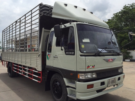 FF  3HP  เครื่่อง HO7D  195 แรง  ราคา  750,000  บาท