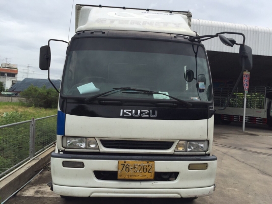 FTR  33P  200  แรงมีลีฟต์ติดท้าย  ไมล์ 121352 กม.  ราคา 840,000  บาท