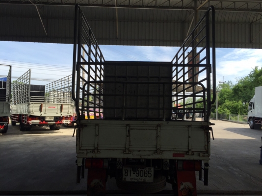 NLR  130 แรง   4 ล้อ ( รถห้างแท้ )  จัดแนนช์ได้  ราคา  570,000  บาท