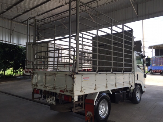 NLR  130 แรง   4 ล้อ ( รถห้างแท้ )  จัดแนนช์ได้  ราคา  570,000  บาท