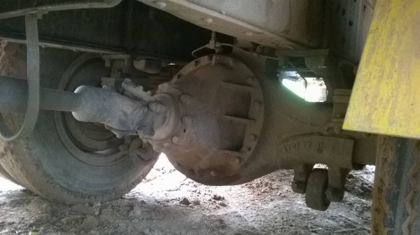 ขายเทนเลอร์ 10 ล้อ เพลาเดียว NISSAN UD ติดเครน TADANO 3 ตัน เครื่อง PD6 185 แรงม้า คัสซีสวยจัด สโลว์กลาง เบรคทิฟฟี่ พาวเวอร์ แอร์เย็น ทะเบียนพร้อมโอนครับ