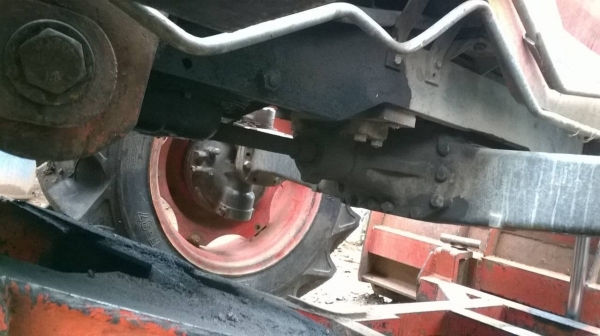 ขายรถไถ KUBOTA M9000 ปี 51 เอกสารเล่มทะเบียนครบ ยางหน้าใหม่ อุปกรณ์มีผานดันหน้า ผาน 6 และผาน 4 ราคาคุยกันได้ครับ ขายรถไถ KUBOTA M9000 ปี 51 เอกสารเล่มทะเบียนครบ ยางหน้าใหม่ อุปกรณ์มีผานดันหน้า ผาน 6 และผาน 4 ราคาคุยกันได้ครับ