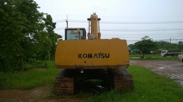 ขายแบคโฮ KOMATSU PC200-5 เอกสารใบอินวอยซ์ ไฟฟ้าตัดแล้ว คอนโทรลยาว เครื่องดี เอวแน่น โซ่+แทรคดีครับ ราคาคุยกันได้