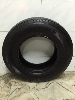 ขายยาง Bridgestone Duravis R611 195R15 ปี13 สภาพสวยๆ