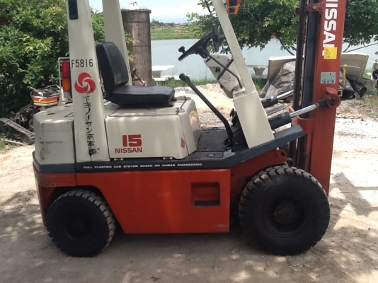 รถยกนิสสัน1.5ตันสภาพดีมากๆ งายาว เครื่องเกียร์ไฮดรอลิคแรงดีครับ