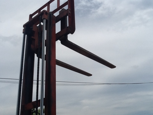 รถยกนิสสัน1.5ตันสภาพดีมากๆ งายาว เครื่องเกียร์ไฮดรอลิคแรงดีครับ