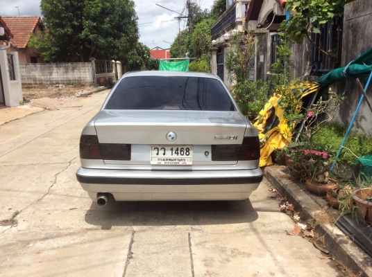 1995 BMW 520i เครื่อง2000cc เครื่องช่วงล่างดีสีสวยพร้อมใช้สวยๆ