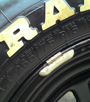 ขาย ยางMud 265/75R16 พร้อมล้อลายRockลบ30 ขาย ยางMud 265/75R16 พร้อมล้อลายRockลบ30