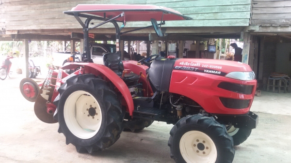 ขายครับรถไถยันม้า39แรงสองเพลา ตัวใหม่ล้าสุดยังไม่ได้ล้างพร้อมทะเบียน ราคา295000บาท  รถสวยมากเดิมๆ ยังไม่ได้ล้างมีผาน6ทีเอ็มชีหนึ่งอันอยู่ วังบัว อ คลองขลุง จ กำแพงเพชรสนใจโทร 0813655997 อำพรพาเจริญราคาคุยกันได้อีกนะครัย