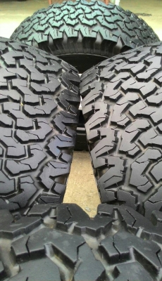 ขาย ยาง BF All 265/75 R 16 สวยๆ ขาย ยาง BF All 265/75 R 16 สวยๆ
