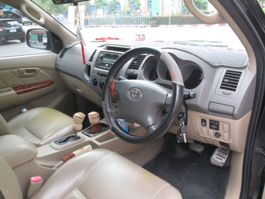 TOYOTA VIGO 3.0 G AUTO 4 WD ท็อปสุด 70XXX KM.เช็คศูนย์