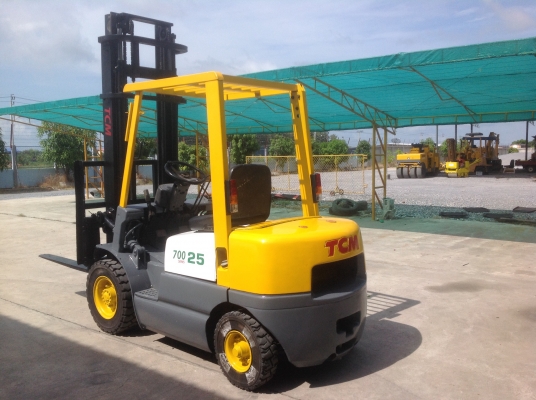 ขายรถฟอร์คลิฟต์TCMรุ่นFD25z5นำเข้าญี่ปุ่นไม่เคยใช้งานในไทย