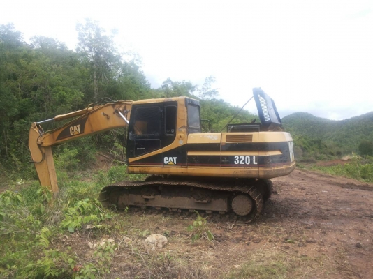 รถแบคโฮ CAT 320 V1ใช้งานดี มีทะเบียน