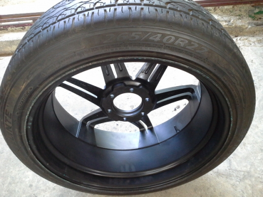 แม๊กซ์ติดยางขอบ 22"