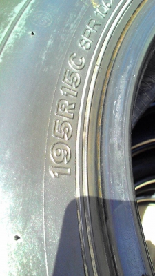 195R15C BRIDGESTONE RD-613 มี 1 เส้น tel.081-427-3941 195R15C BRIDGESTONE RD-613 มี 1 เส้น tel.081-427-3941