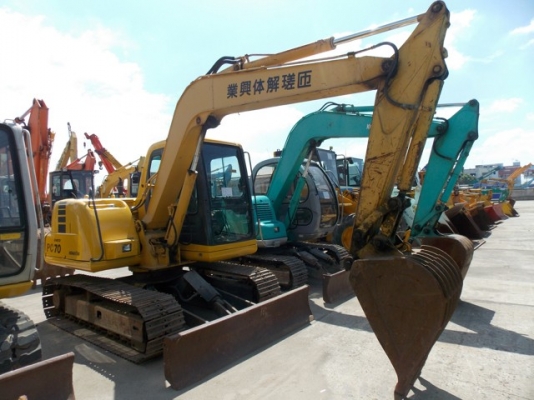 มาแล้วรถขุดสำหรับขุดลอกคลอง KOMATSU PC70-7