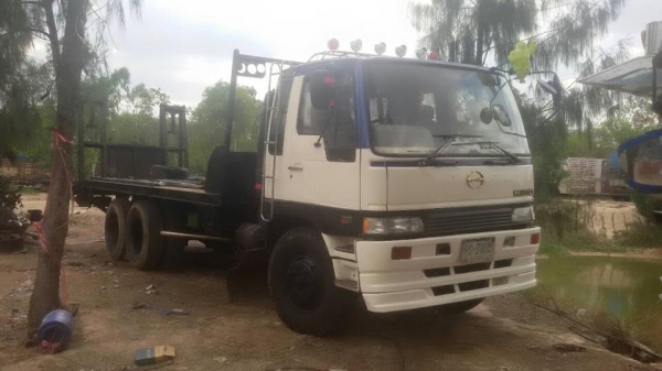 ขายเทรลเลอร์2เพลา HINO 3H เครื่อง195แรง HO7D พ.เพาเวอร์ เบรกทิฟฟี่ สภาพพร้อมใช้งาน เอกสารพร้อมโอน สนใจโทร 090-8588220คุณนะ 093-3258446คุณบิว ID:narong498 หรือเข้าดูสินค้าอื่นๆได้ที่ www.truck.in.th/498 หรือเพจFacebook ณรงค์ ซื้อขายรถมือสอง (เว็บไซต์ส่วนตั