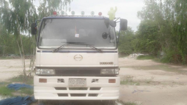 ขายเทรลเลอร์2เพลา HINO 3H เครื่อง195แรง HO7D พ.เพาเวอร์ เบรกทิฟฟี่ สภาพพร้อมใช้งาน เอกสารพร้อมโอน สนใจโทร 090-8588220คุณนะ 093-3258446คุณบิว ID:narong498 หรือเข้าดูสินค้าอื่นๆได้ที่ www.truck.in.th/498 หรือเพจFacebook ณรงค์ ซื้อขายรถมือสอง (เว็บไซต์ส่วนตั