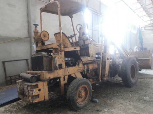 รถตักแพ๊คคู่ KAWASAKI  และ KOMATSU SD20