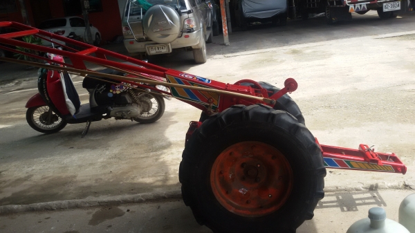 ขาย 9500บาท โครงรถพร้อมล้ออย่างครับโทร0813655997