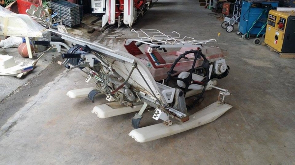 รถดำนาเดินตาม  MITSUBISHI  รุ่น MP460 (1)  เก่าญี่ปุ่น  ดำนา 4 แถว  ขนาดกระทัดรัด สภาพสวย  เครื่องยนต์ติดง่าย