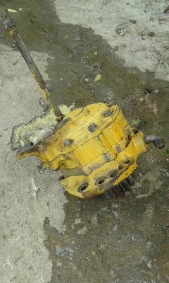 ขายเครื่องปั้มไฮดรอลิกห้องเกียรสวิงPc120-3