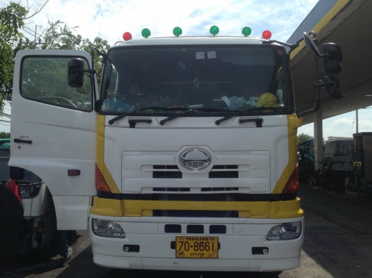ขาย รถบรรทุก 12ล้อ Hino S700 เพลาเดียว ไม่รวมแทงค์ ยางใหม่ 12เส้น 295/80 22.5 ขาย รถบรรทุก 12ล้อ Hino S700 เพลาเดียว ไม่รวมแทงค์ ยางใหม่ 12เส้น 295/80 22.5