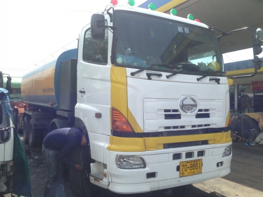 ขาย รถบรรทุก 12ล้อ Hino S700 เพลาเดียว ไม่รวมแทงค์ ยางใหม่ 12เส้น 295/80 22.5 ขาย รถบรรทุก 12ล้อ Hino S700 เพลาเดียว ไม่รวมแทงค์ ยางใหม่ 12เส้น 295/80 22.5
