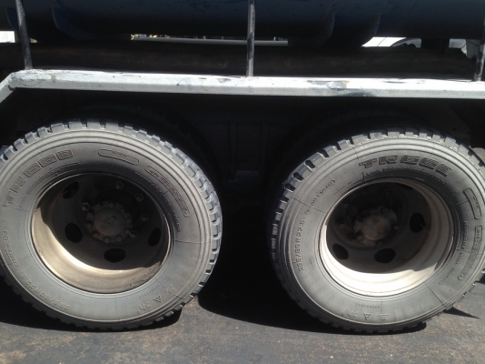 ขาย รถบรรทุก 12ล้อ Hino S700 เพลาเดียว ไม่รวมแทงค์ ยางใหม่ 12เส้น 295/80 22.5 ขาย รถบรรทุก 12ล้อ Hino S700 เพลาเดียว ไม่รวมแทงค์ ยางใหม่ 12เส้น 295/80 22.5