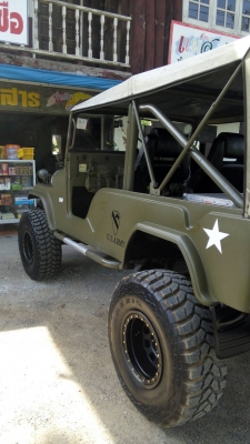 ขายจี๊ปแต่งสวยเครื่องแรงๆทะเบียนครบ