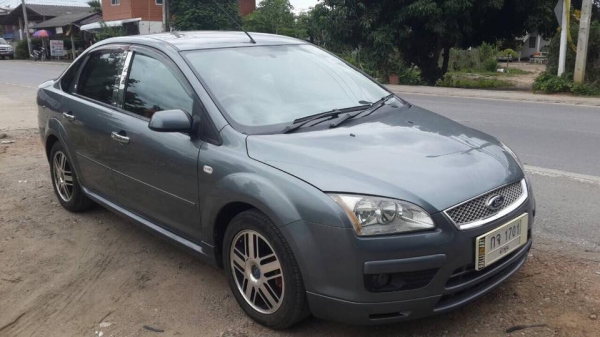 ขาย Ford Focus ปี 49 สีเทาสวยๆ เกียร์ออโต้ ราคา 185,000 บาท +++++++