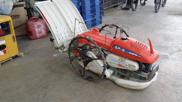 รถดำนา  KUBOTA รุ่น SP-2  เก่าญี่ปุ่น ดำนา 2 แถว  ขนาดกระทัดรัด สภาพสวย เครื่องยนต์ติดง่าย