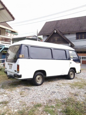 ขายครับISUZU BUDDY ตู้บรรทุก ปี1995 เครื่อง 2500 สภาพพร้อมใช้งาน